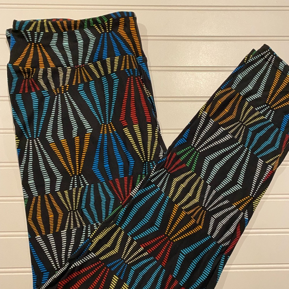 TC Tall and Curvy Lularoe Leggings Brand New